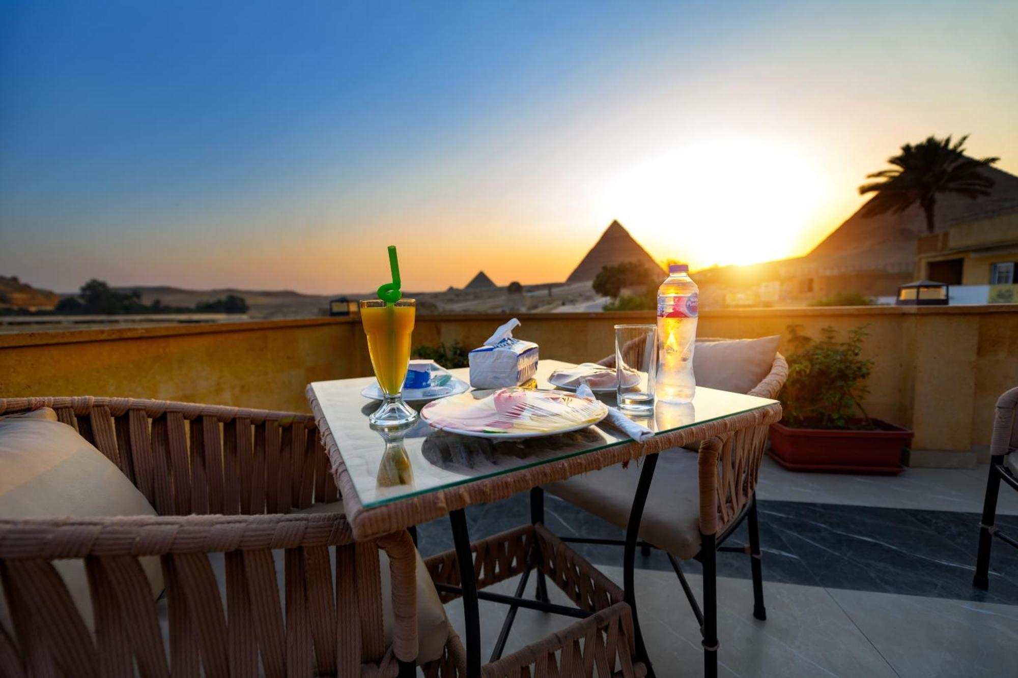 The Gate Hotel Front Pyramids & Sphinx View Kafret el-Gabal Dış mekan fotoğraf